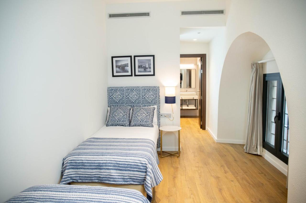 Nqn Aparts & Suites Sevilla Esterno foto
