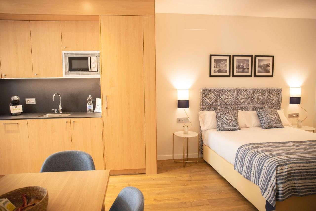 Nqn Aparts & Suites Sevilla Esterno foto