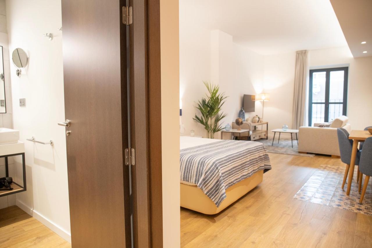 Nqn Aparts & Suites Sevilla Esterno foto