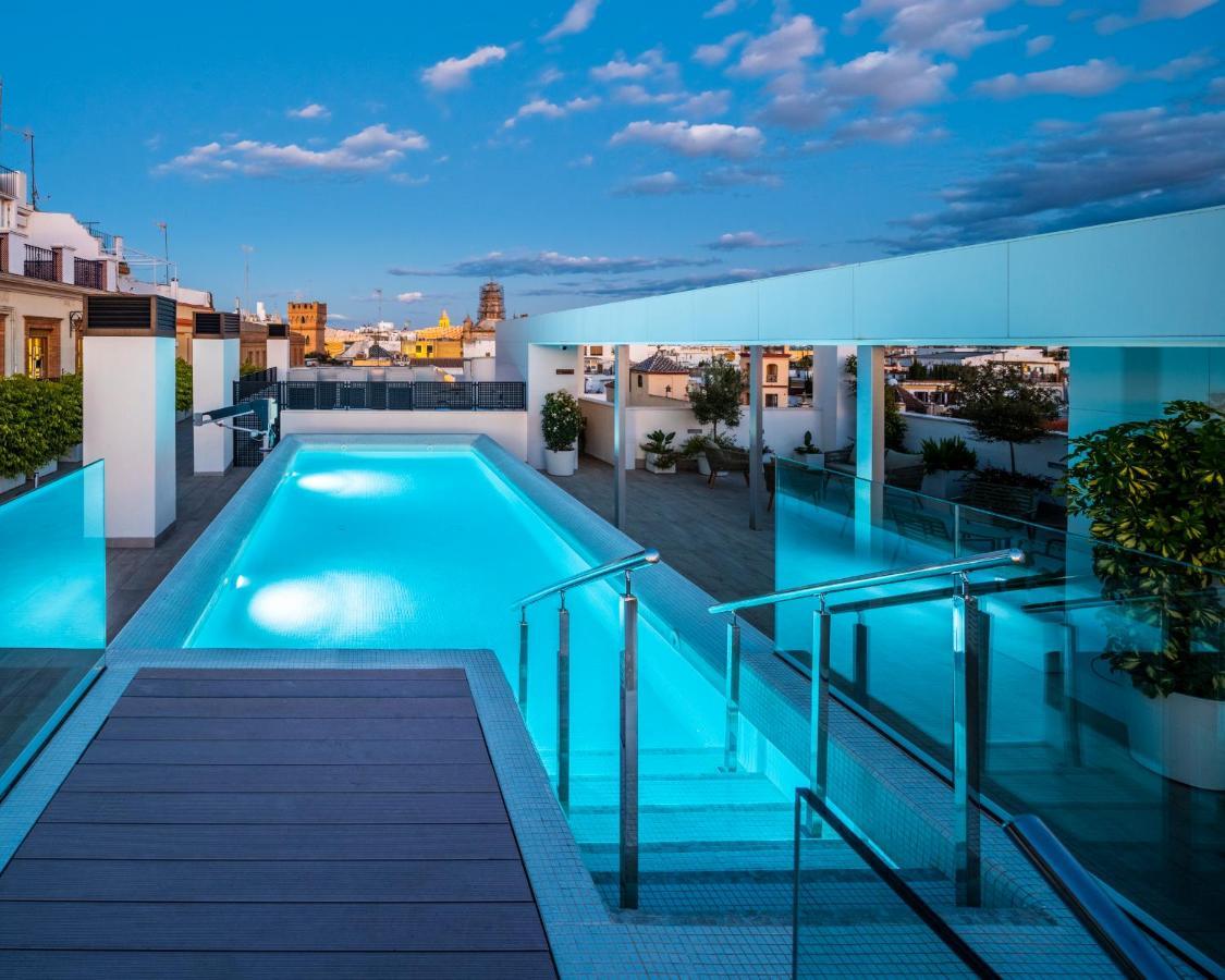 Nqn Aparts & Suites Sevilla Esterno foto